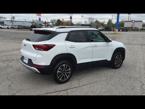 Certified 2025 Chevrolet TrailBlazer LT FWD image 36