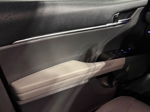 Used 2022 Toyota Camry LE image 30