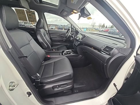 Used 2019 Honda Pilot Touring image 35
