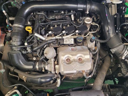 Used 2018 Ford EcoSport S FWD image 30