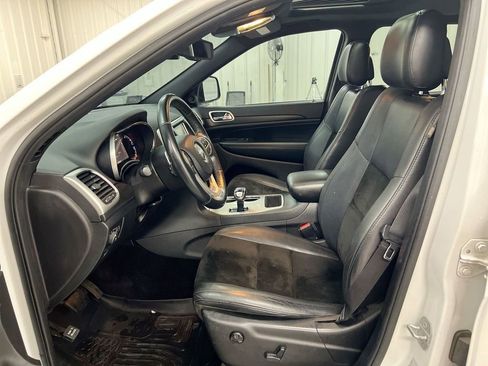 Used 2015 Jeep Grand Cherokee Altitude AWD/4WD image 21