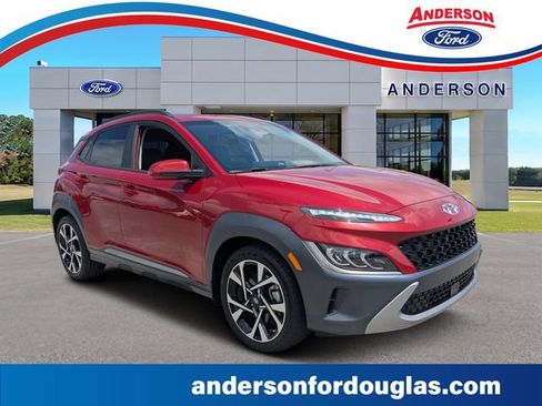Used 2022 Hyundai Kona Limited w/ Cargo Package FWD image 1
