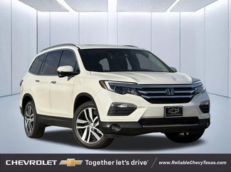 Used 2018 Honda Pilot Touring video 1