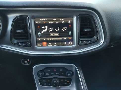 Used 2021 Dodge Challenger R/T Scat Pack image 4