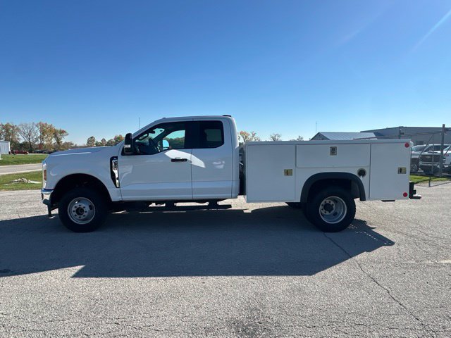 New 2026 Ford F350 XL w/ XL Chrome Package AWD/4WD image 4