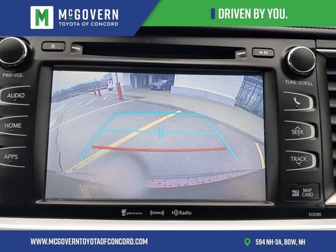 Used 2019 Toyota Highlander XLE image 34