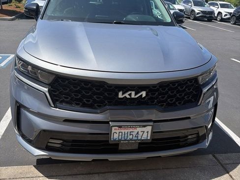 Used 2022 Kia Sorento SX FWD image 2