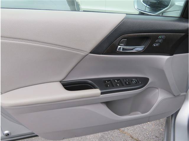 Used 2014 Honda Accord EX-L image 14
