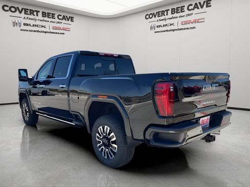Certified 2025 GMC Sierra 2500 Denali Ultimate image 7