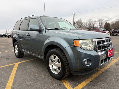 Used 2010 Ford Escape Limited image 4