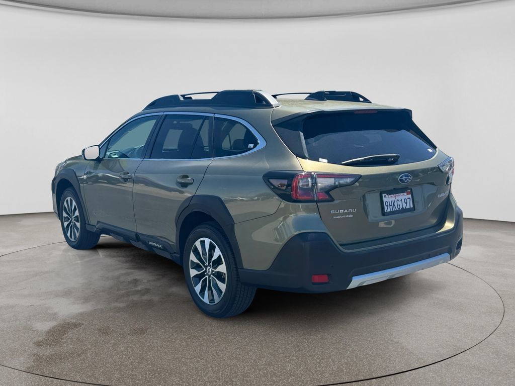 Used 2024 Subaru Outback Limited AWD/4WD image 3