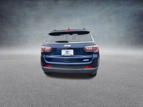 Used 2018 Jeep Compass Latitude w/ Popular Equipment Group image 19