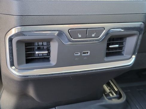 New 2025 GMC Sierra 2500 SLT w/ SLT Premium Package image 34