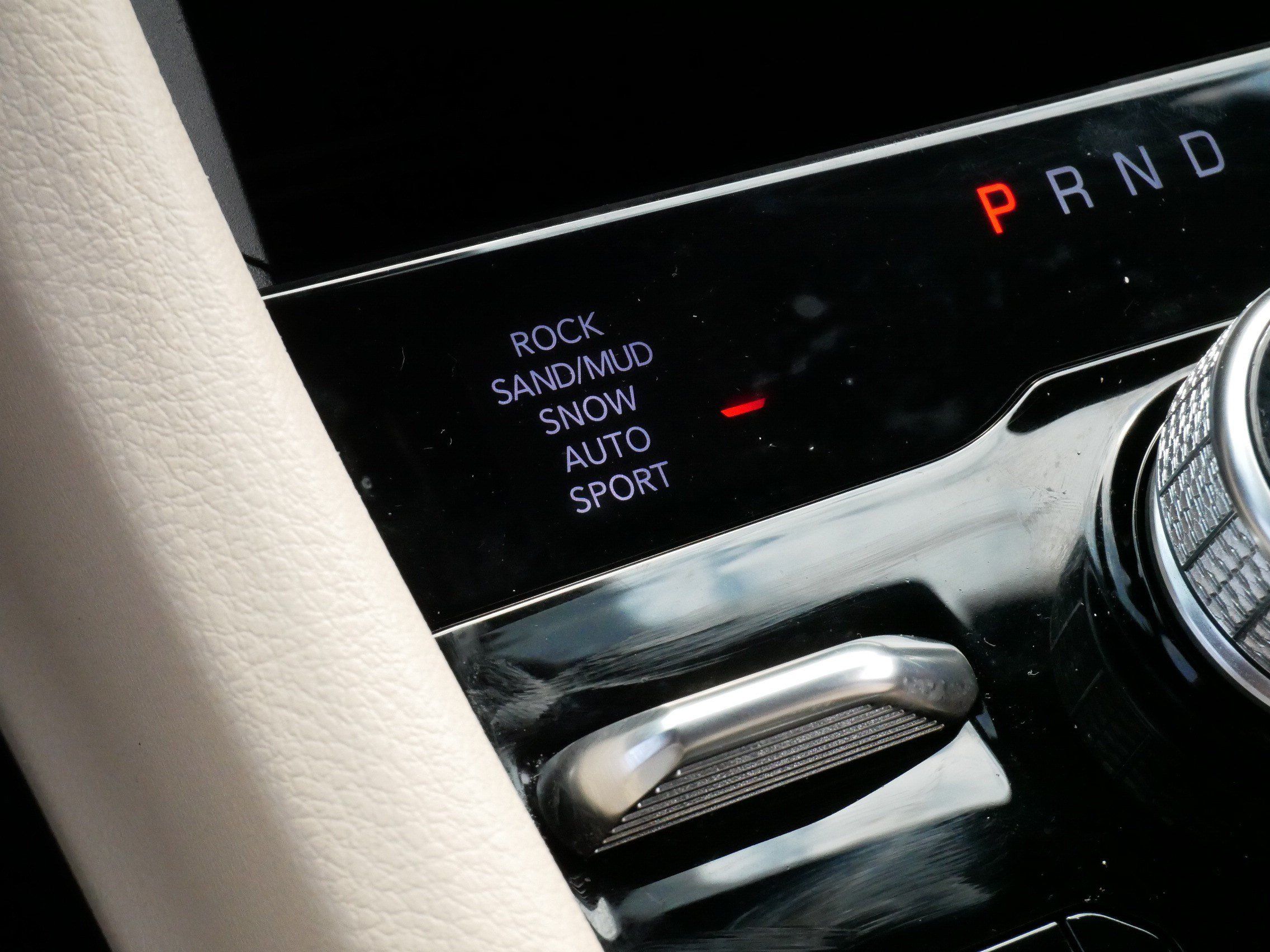 Used 2023 Jeep Grand Cherokee 4WD 4xe image 30