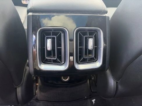 Used 2025 Kia Sorento SX FWD image 29