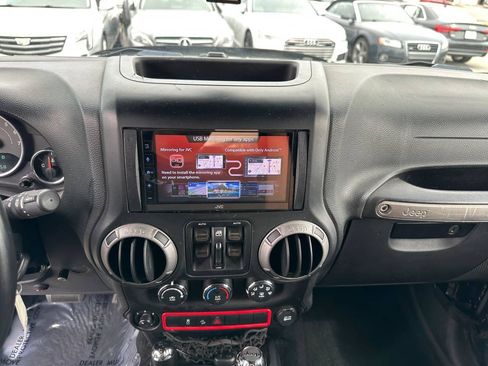 Used 2013 Jeep Wrangler Unlimited Sport AWD/4WD image 43