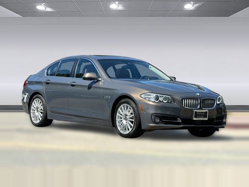 Used 2015 BMW 550i xDrive Sedan AWD/4WD image 6