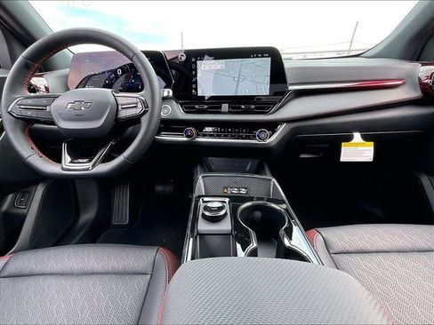 New 2027 Chevrolet Equinox RS FWD image 11