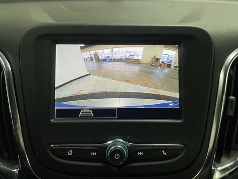 Used 2024 Chevrolet Equinox LT image 17