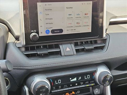 Used 2024 Toyota RAV4 XLE FWD image 16