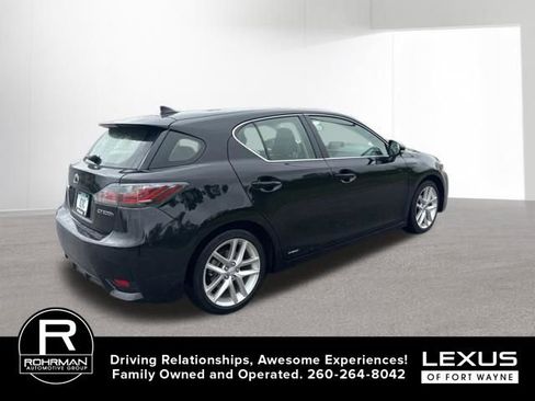 Used 2014 Lexus CT 200h FWD image 9