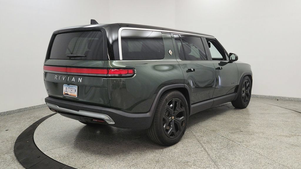 Used 2025 Rivian R1S Adventure Dual AWD/4WD image 5