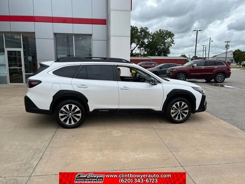 Used 2024 Subaru Outback Limited AWD/4WD image 7