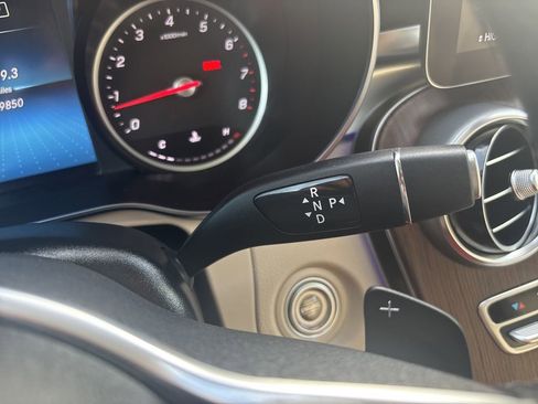 Used 2022 Mercedes-Benz GLC 300 image 21