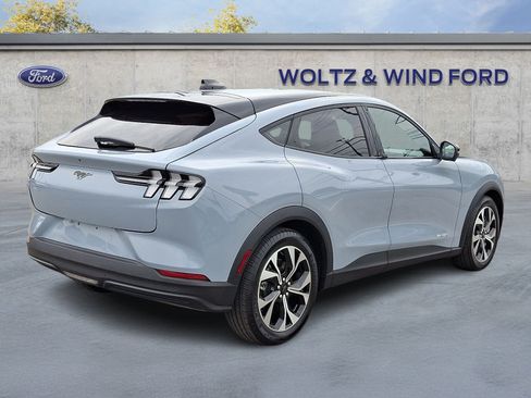 Used 2025 Ford Mustang Mach-E Select w/ Comfort Package Lite AWD/4WD image 6