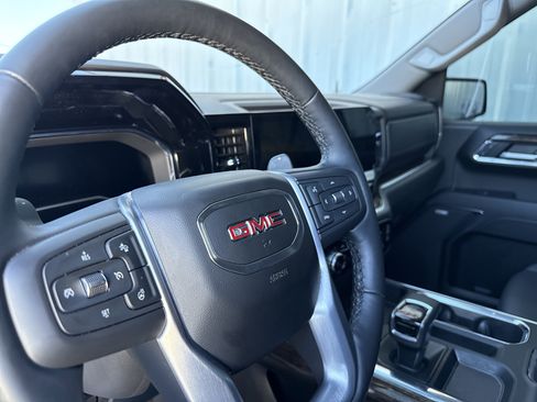 Used 2025 GMC Sierra 1500 Elevation w/ Elevation Premium Package image 20