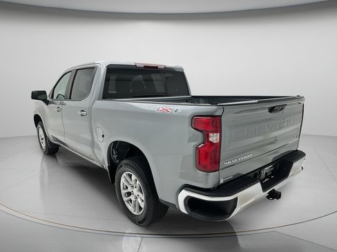 Used 2023 Chevrolet Silverado 1500 LT AWD/4WD image 7