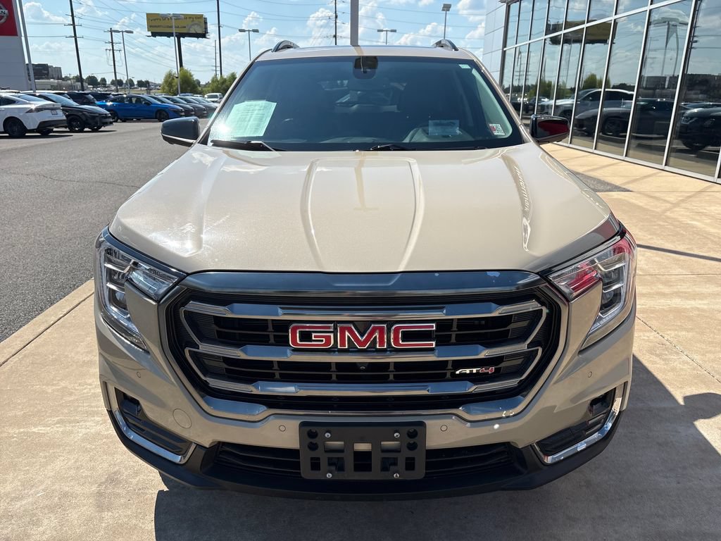 Used 2022 GMC Terrain AT4 w/ Infotainment Package II AWD/4WD image 8