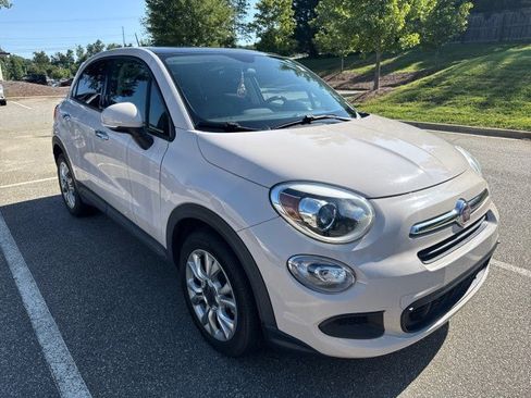Used 2016 FIAT 500X Easy FWD image 1