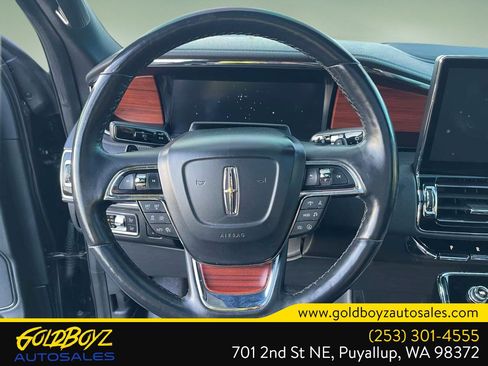 Used 2022 Lincoln Navigator L Reserve AWD/4WD image 36