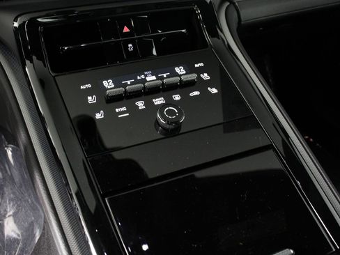 New 2026 Porsche Panamera image 14