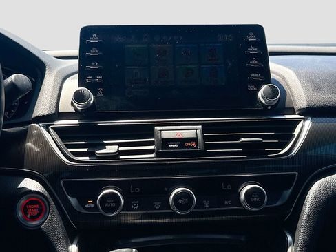 Used 2019 Honda Accord Sport image 15