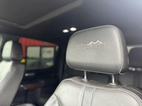 Used 2021 Chevrolet Silverado 1500 High Country w/ Z71 Off-Road Package AWD/4WD image 11