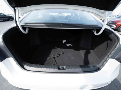 Used 2024 Honda Accord LX image 27