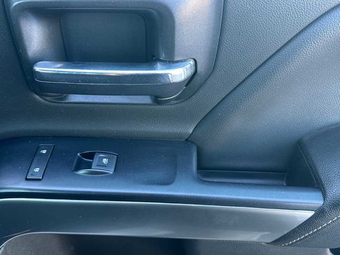 Used 2018 Chevrolet Silverado 1500 LT w/ All Star Edition image 20