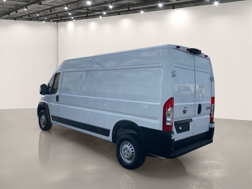 Used 2026 RAM ProMaster 2500 w/ Convenience Group FWD image 5