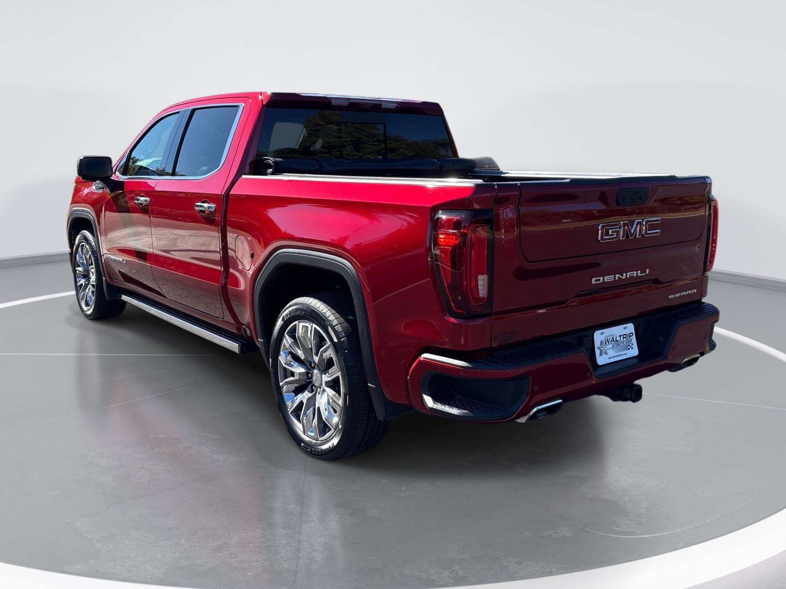 Used 2023 GMC Sierra 1500 Denali w/ Denali Reserve Package AWD/4WD image 6
