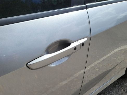 Used 2018 Honda Civic EX image 5