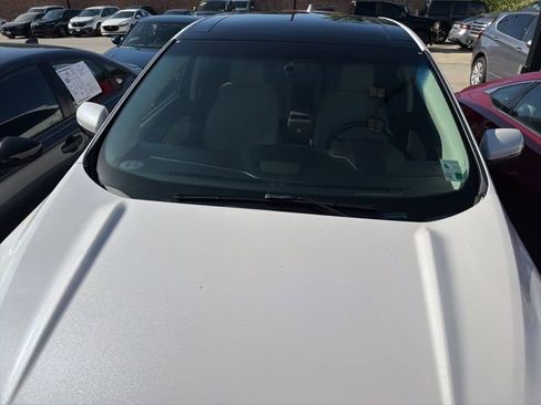 Used 2016 Ford Edge Titanium w/ Equipment Group 301A image 3