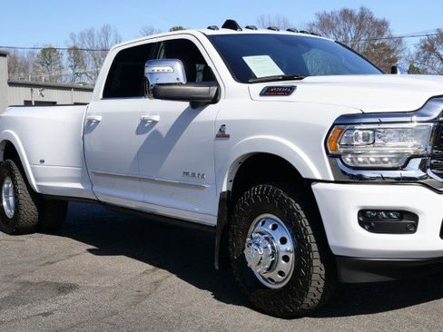 Used 2023 RAM 3500 Limited image 44