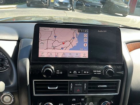 Used 2024 Nissan Armada SL image 17