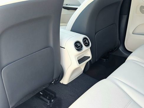 New 2026 Mercedes-Benz GLC 300 4MATIC image 24