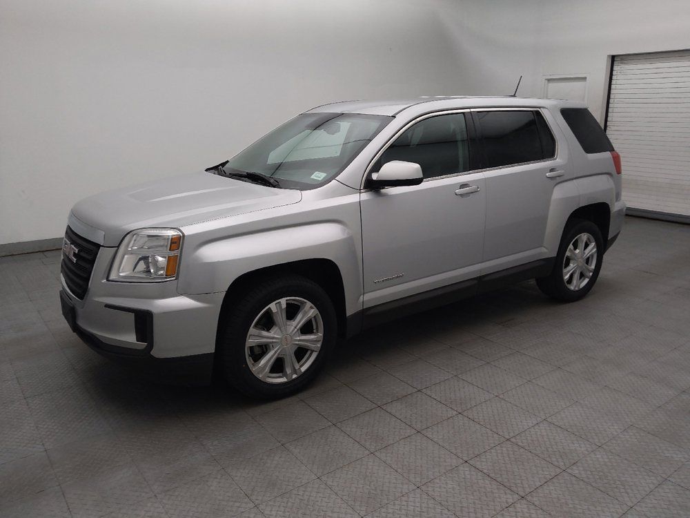 Used 2017 GMC Terrain SLE FWD image 2