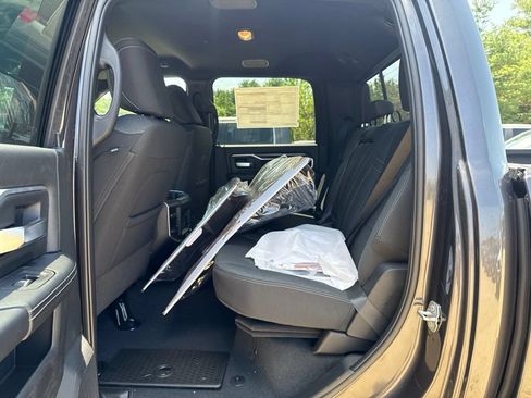 New 2026 RAM 2500 Big Horn AWD/4WD image 20