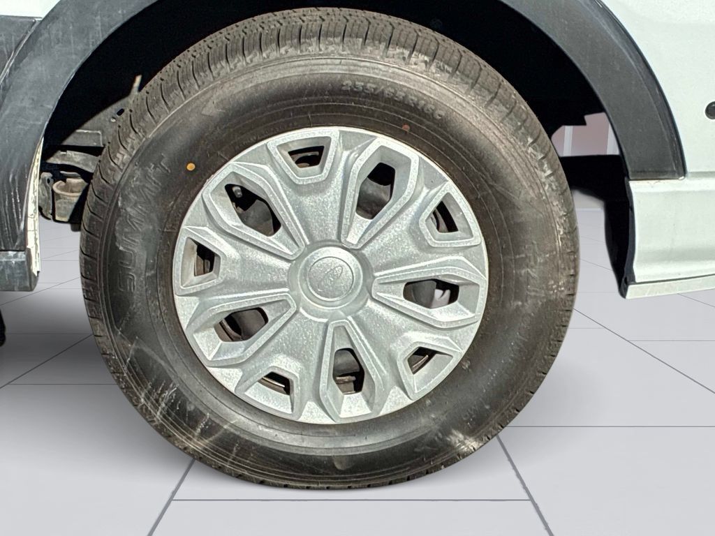 Used 2024 Ford Transit 350 XLT RWD image 9