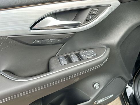 New 2025 Buick Envision Avenir image 20